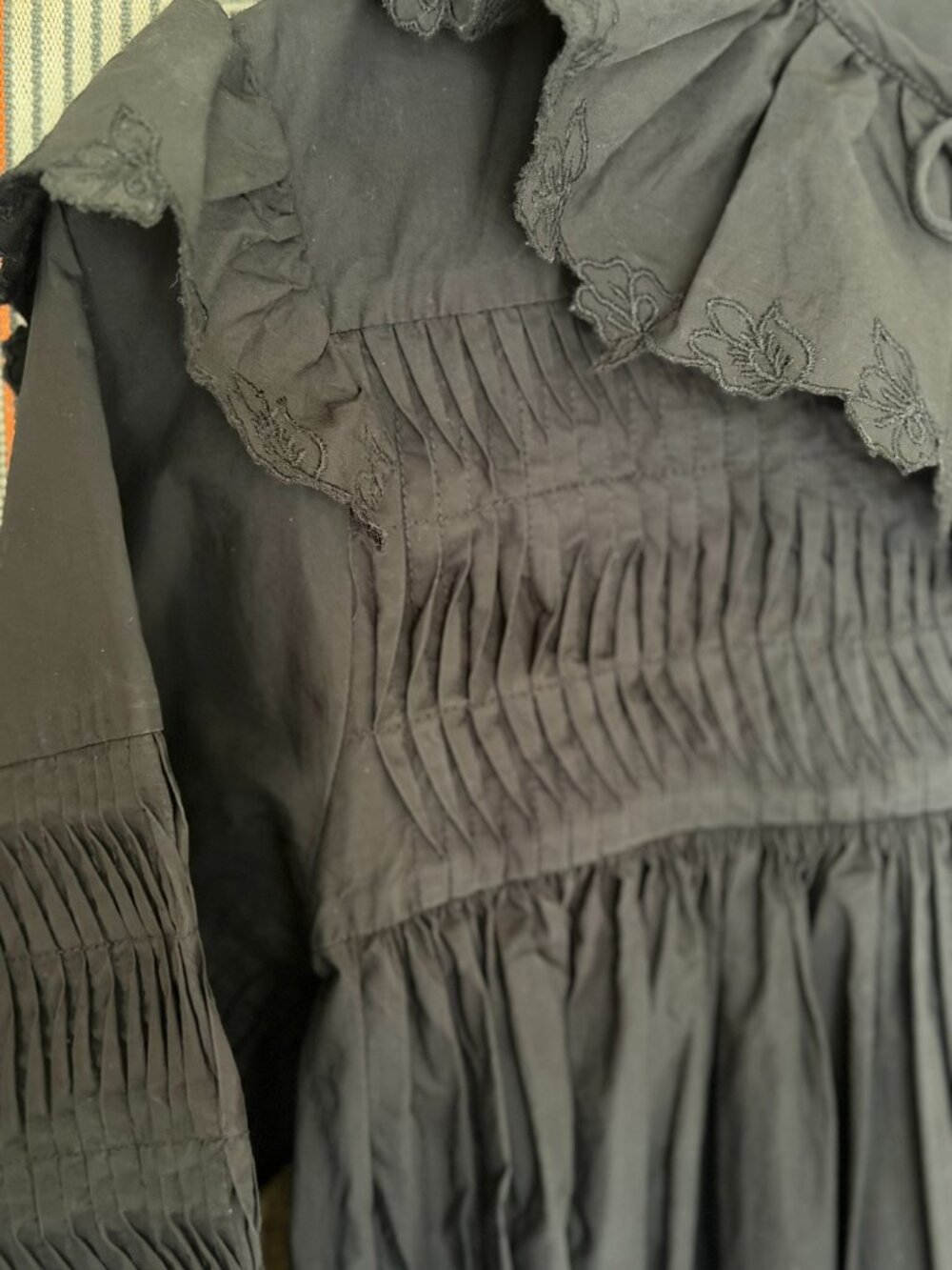 V.DE.Vinster Dress - Picture 3 of 5